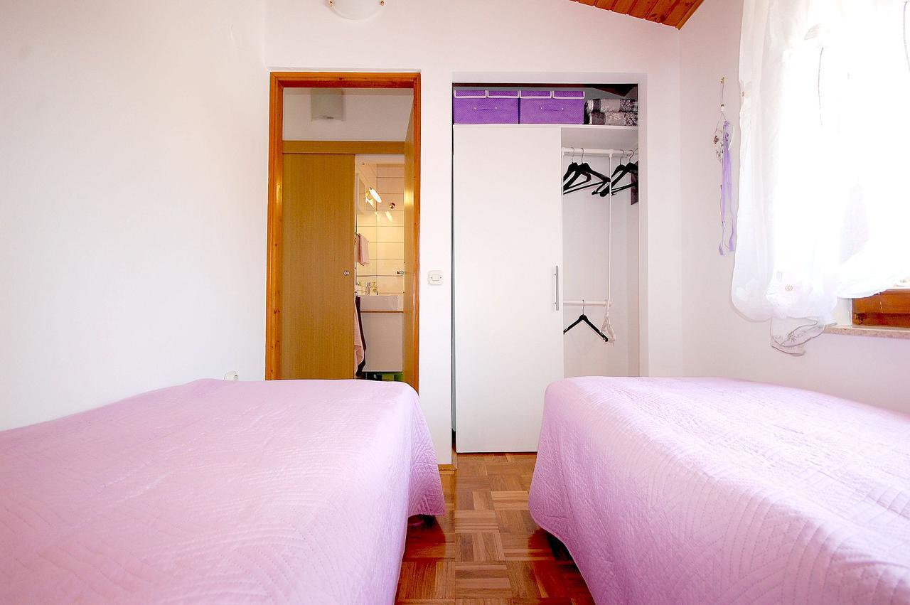 Apartment Bedenikovic By El-Pi Tours Malinska Exteriér fotografie
